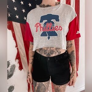 Vintage Phillies Tee